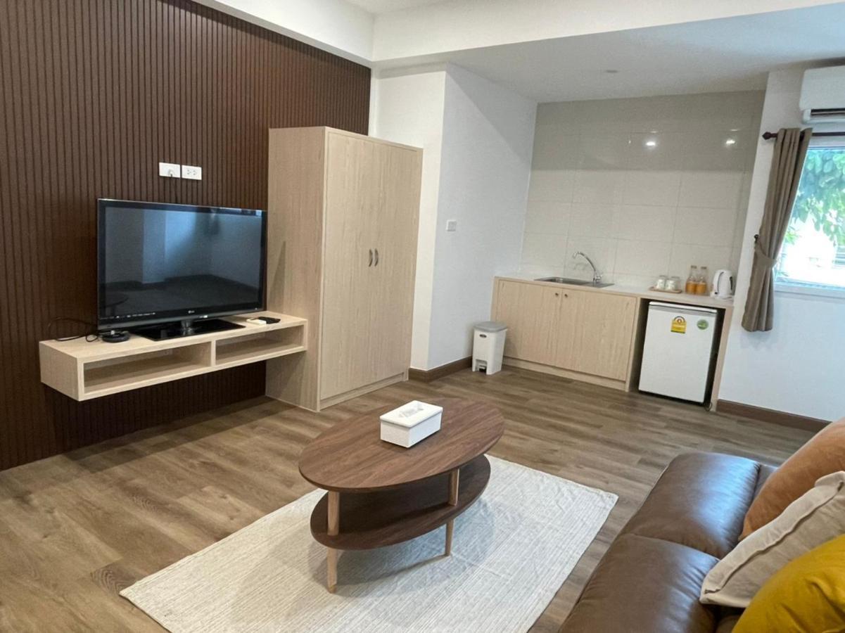 Pimann Place Hotel Чианграй Экстерьер фото